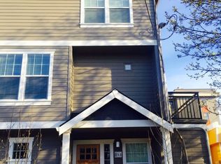 353 NE Morris St, Portland, OR 97212