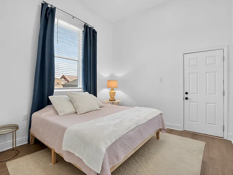 3324 S Saratoga St #201 — Photo 10