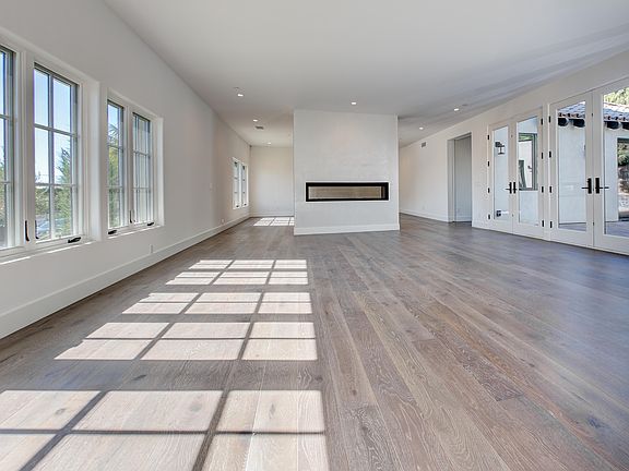 3rd image of 5915 Camino De La Costa