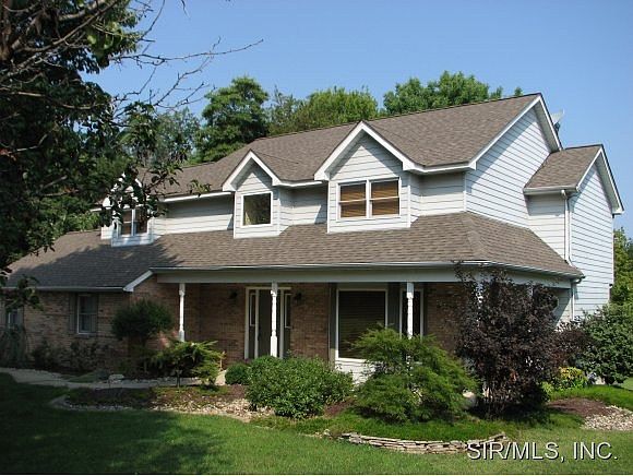 1st image of 33 Gaslight Ln