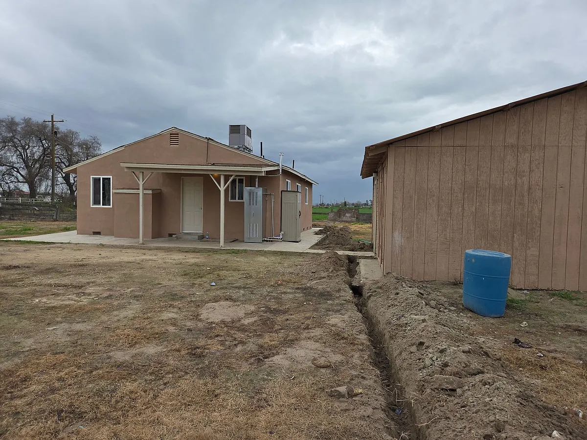 Building Photo - 20270 W Highway 140