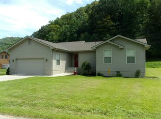 30 Windy Brook Ln, Banner, KY 41603