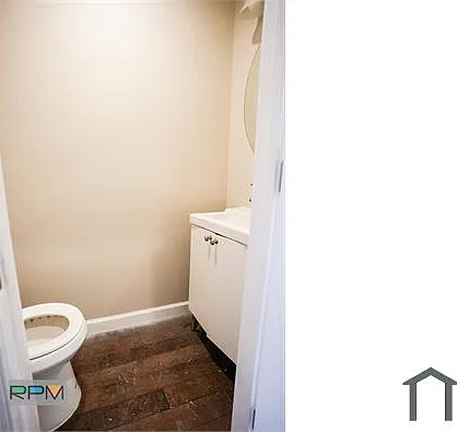 3 bed, $2,200 — Photo 2