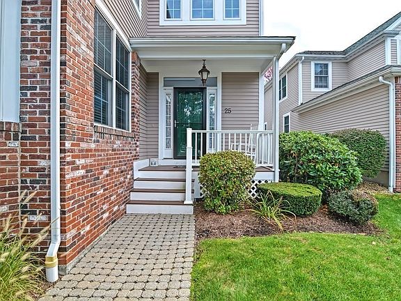 4th image of 25 Rose Ct Unit 25