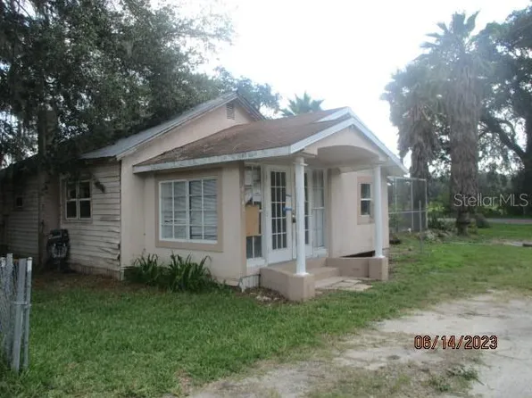 14740 Johns Rd, Dade City, FL 33525