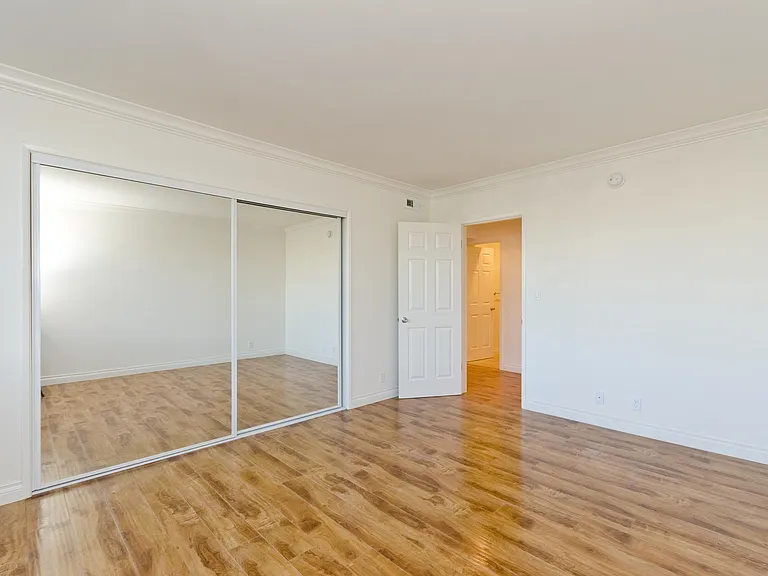 8040 W 83rd St #104 — Photo 37