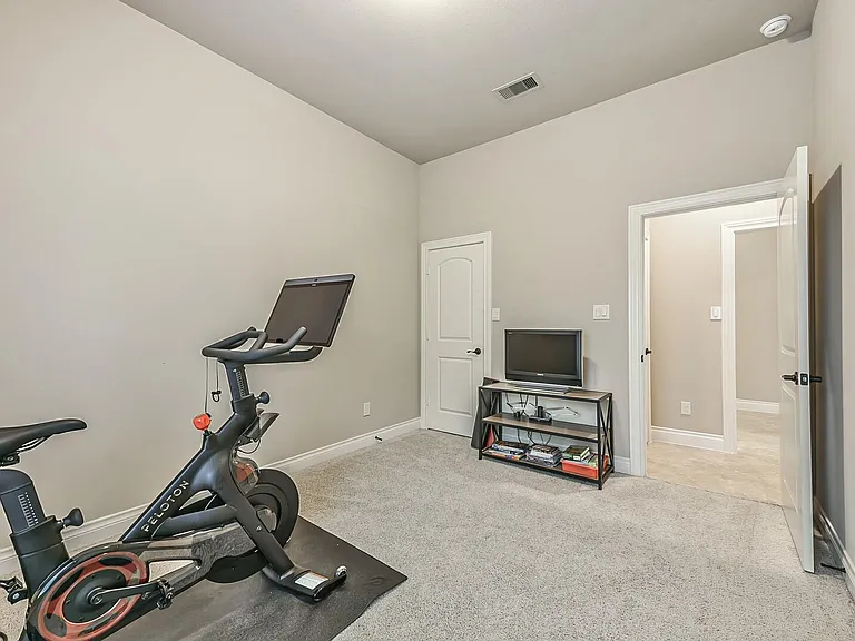 10323 Belvamera Rd — Photo 24
