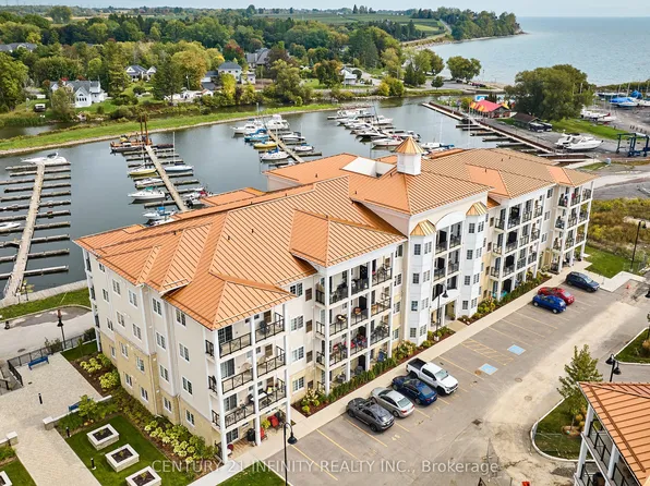 70 Shipway Ave #101, Clarington, ON L1B 0V7