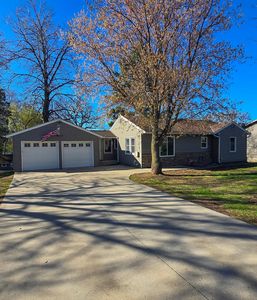 927 Lindbergh Dr S, Little Falls, MN, 56345