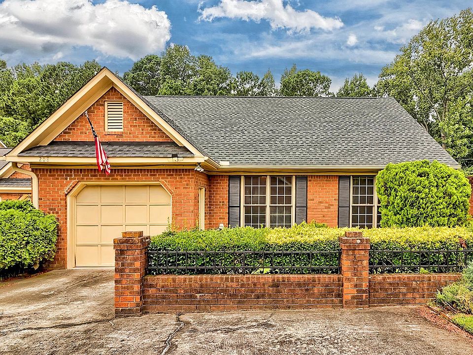 1st image of 208 Valley Vine Ct
