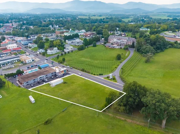 W Main St, Luray, VA 22835