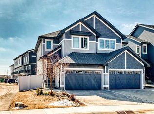 91 N Walcrest Way SE, Calgary, AB T2X4G2