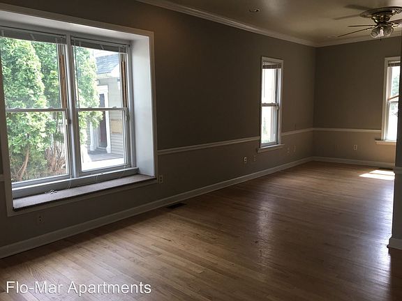 2nd image of 609 Washtenaw Rd #609