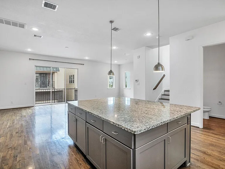 5521 Petty St — Photo 14