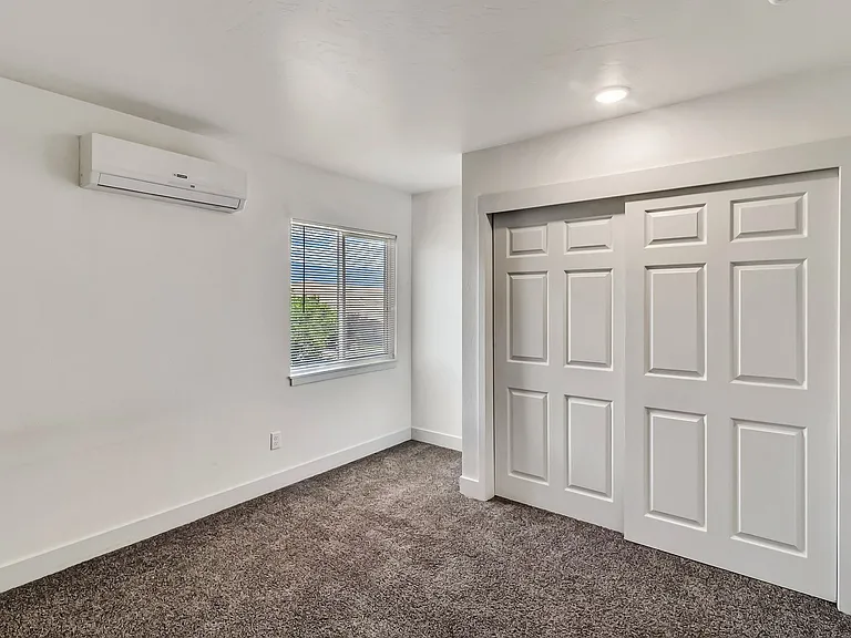 109 Anna Ct — Photo 12