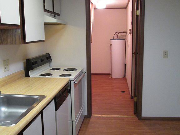 5th image of 2283 Graydon Blvd