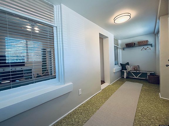5th image of 513 Cedar Avenue