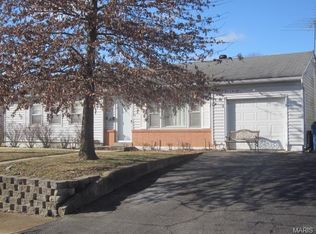 421 Rosedale Ave, Union, MO 63084