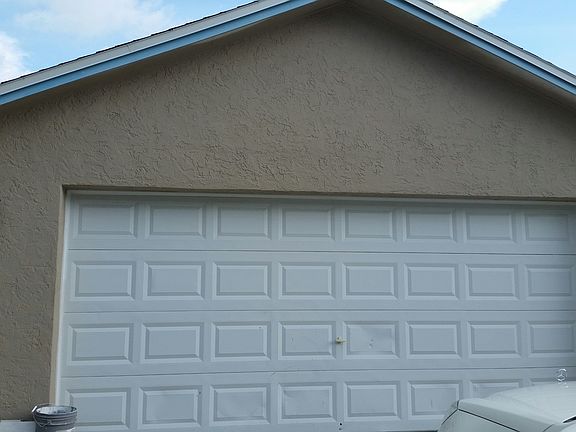 new hurricane garage door
