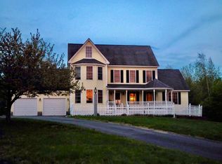 93 Flintlock Farm Rd, Dunbarton, NH 03046