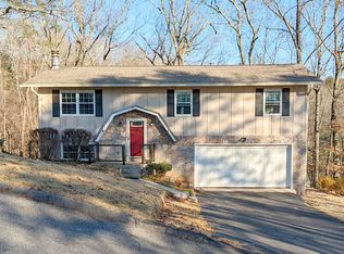 536 Ethyeylin Ln, Hixson, TN 37343