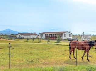 856 E Dutton Rd, Eagle Point, OR 97524