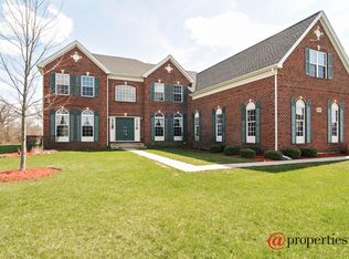 5501 Chancery Rd, Gurnee, IL 60031