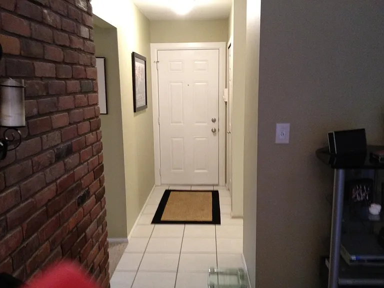 753 W Maple Rd — Photo 7
