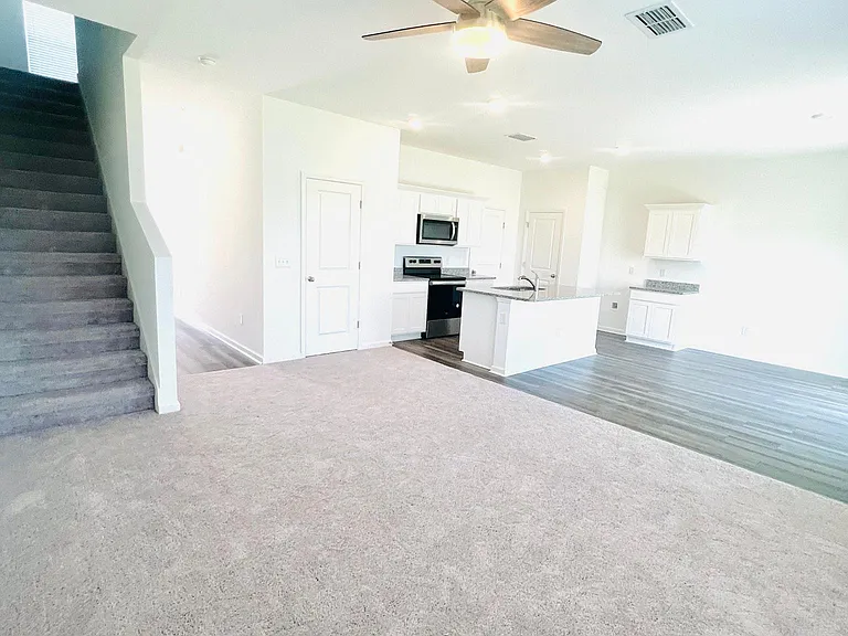 1225 7th Ave NW — Photo 14