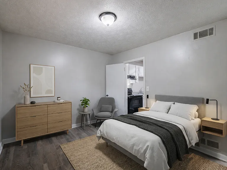 Premier Club Living Apartments in Union City, GA | Spacious Pet-Friendly Apartments Near I-85 — Photo 51