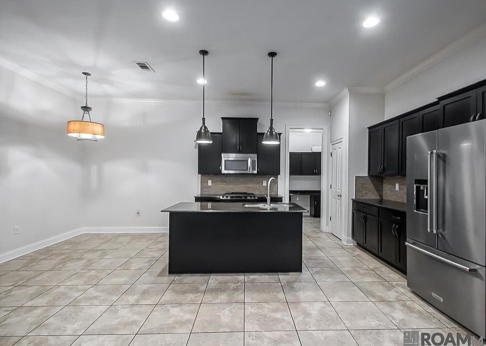 1st image of 7853 Seville Ct