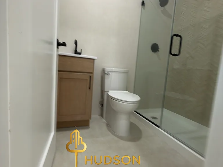 40 Lembeck Ave #106 — Photo 7