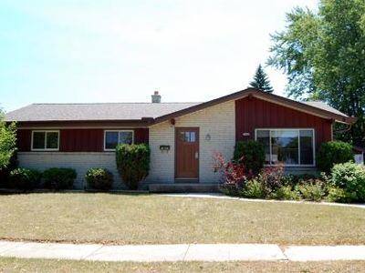 8643 W Petersik St, Milwaukee, WI, 53224