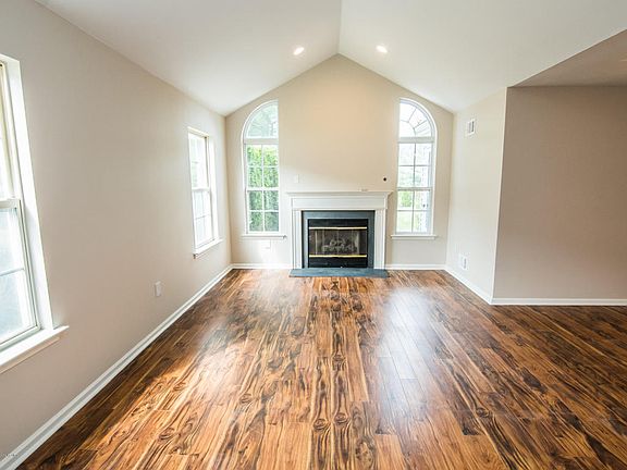 3rd image of 2680 Silver Hill Ln