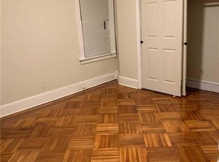 13536 234th St, Rosedale, NY 11422