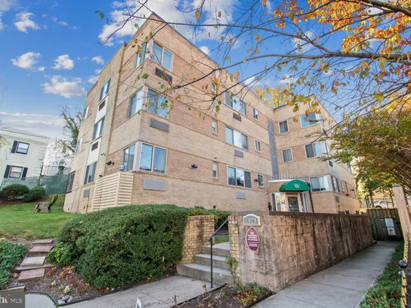 1029 Perry St NE APT 302, Washington, DC 20017