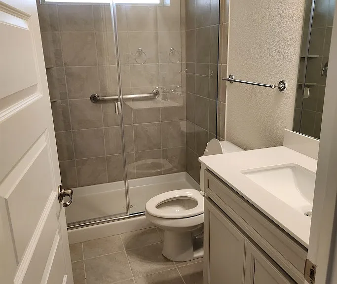 3816 Oldham Rd — Photo 2