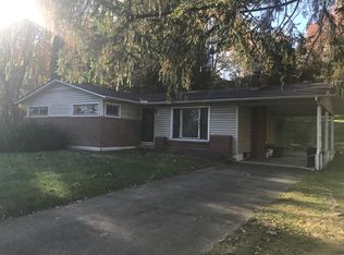 1204 S Eisenhower Dr, Beckley, WV 25801