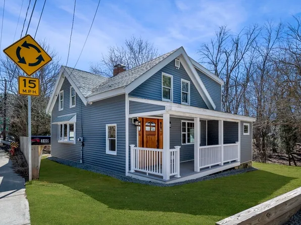 340 Old Essex Rd, Beverly, MA 01915