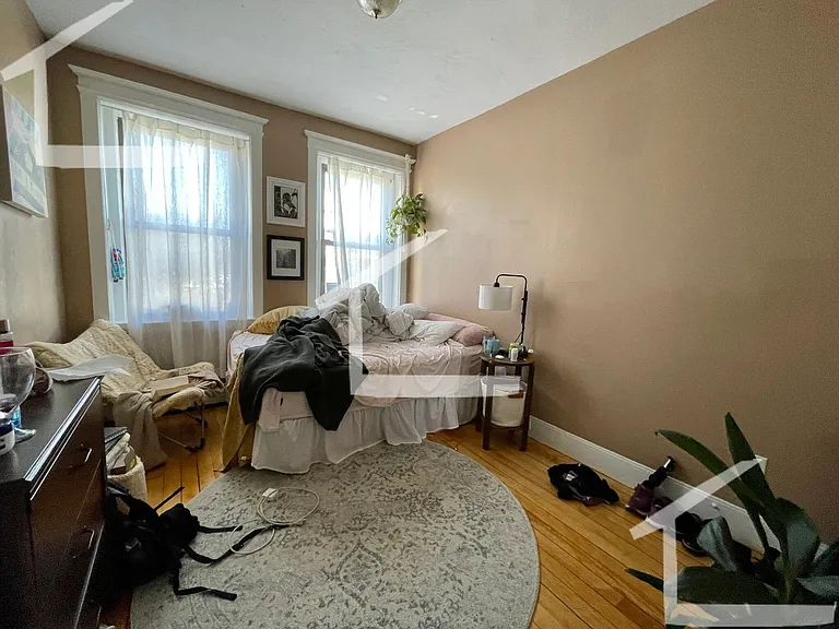 36 Glenville Ave #2 — Photo 6