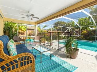 527 SE Nome Dr, Port Saint Lucie, FL 34984