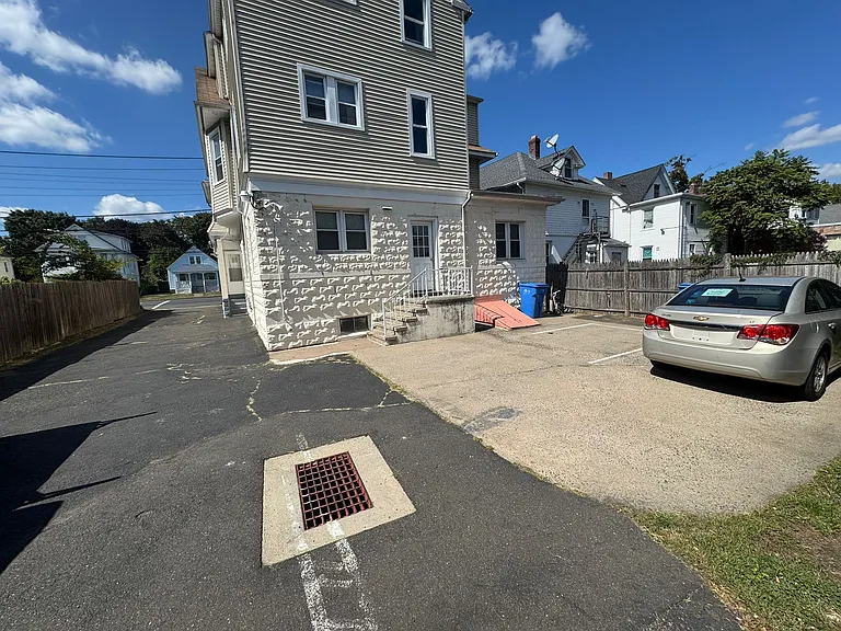 1463 Dixwell Ave #1A — Photo 7