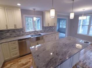 110 Maple St, Sherborn, MA 01770