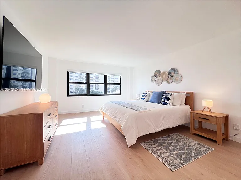 5100 N Ocean Blvd #503 — Photo 29