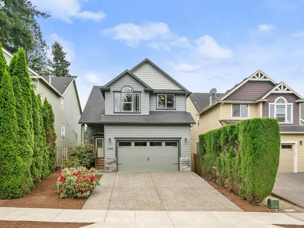 21936 NE Couch St, Gresham, OR 97030