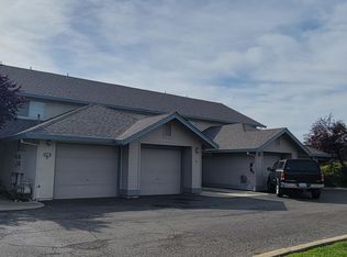 4210 Stonewalk Ct #B, Redding, CA 96003