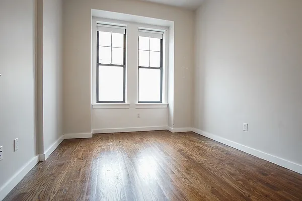 Rented by Lofts and Flats LLC | media 17