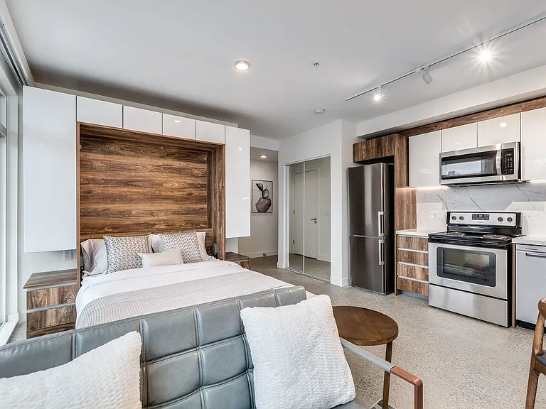 1170 Barclay St #104 — Photo 8