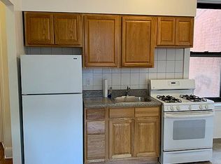 25-55 32nd St #3, Astoria, NY 11102