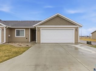 1209 N Marion Rd Rd #4, Sioux Falls, SD 57107
